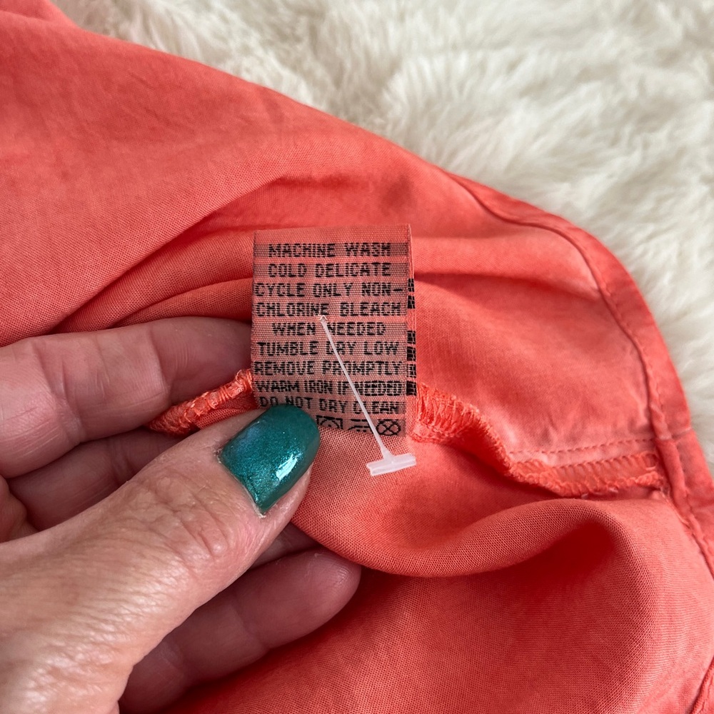 Peach blouse - Picture 6 of 10